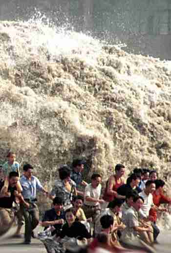 wavepeople.jpg
